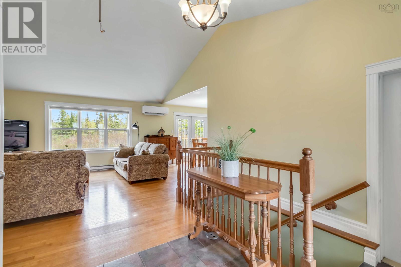 Property at 222 Whitehead Road image 5