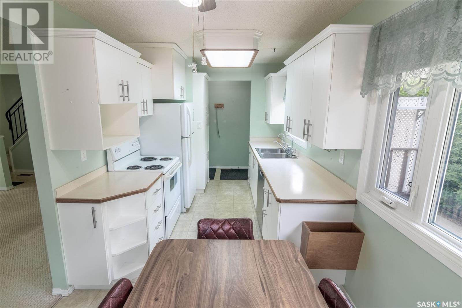 15 Haynee Street, Regina, Saskatchewan  S4N 1P8 - Photo 8 - SK008614