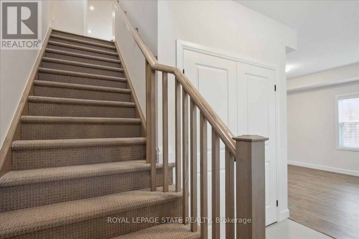 11 Cyclone Way, Fort Erie, Ontario  L0S 1B0 - Photo 21 - X12202232