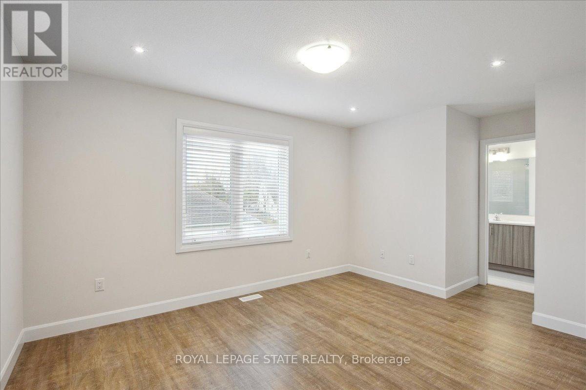 11 Cyclone Way, Fort Erie, Ontario  L0S 1B0 - Photo 22 - X12202232