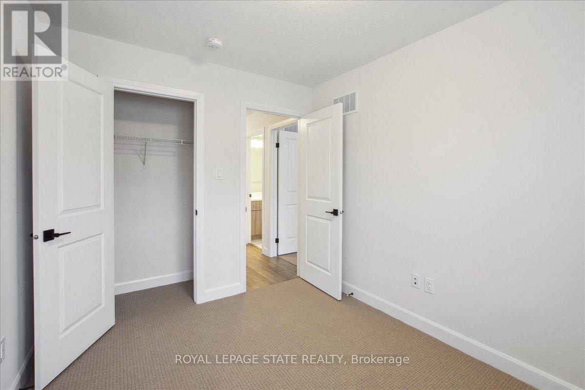 11 Cyclone Way, Fort Erie, Ontario  L0S 1B0 - Photo 28 - X12202232