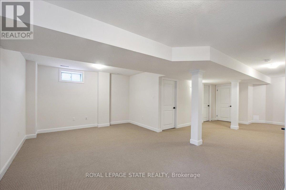 11 Cyclone Way, Fort Erie (Crystal Beach), Ontario  L0S 1B0 - Photo 34 - X12202232