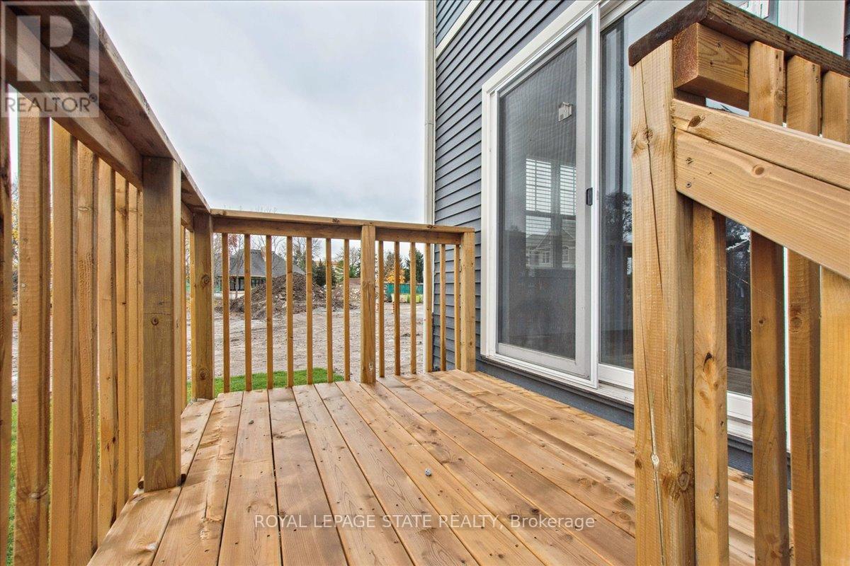 11 Cyclone Way, Fort Erie, Ontario  L0S 1B0 - Photo 39 - X12202232