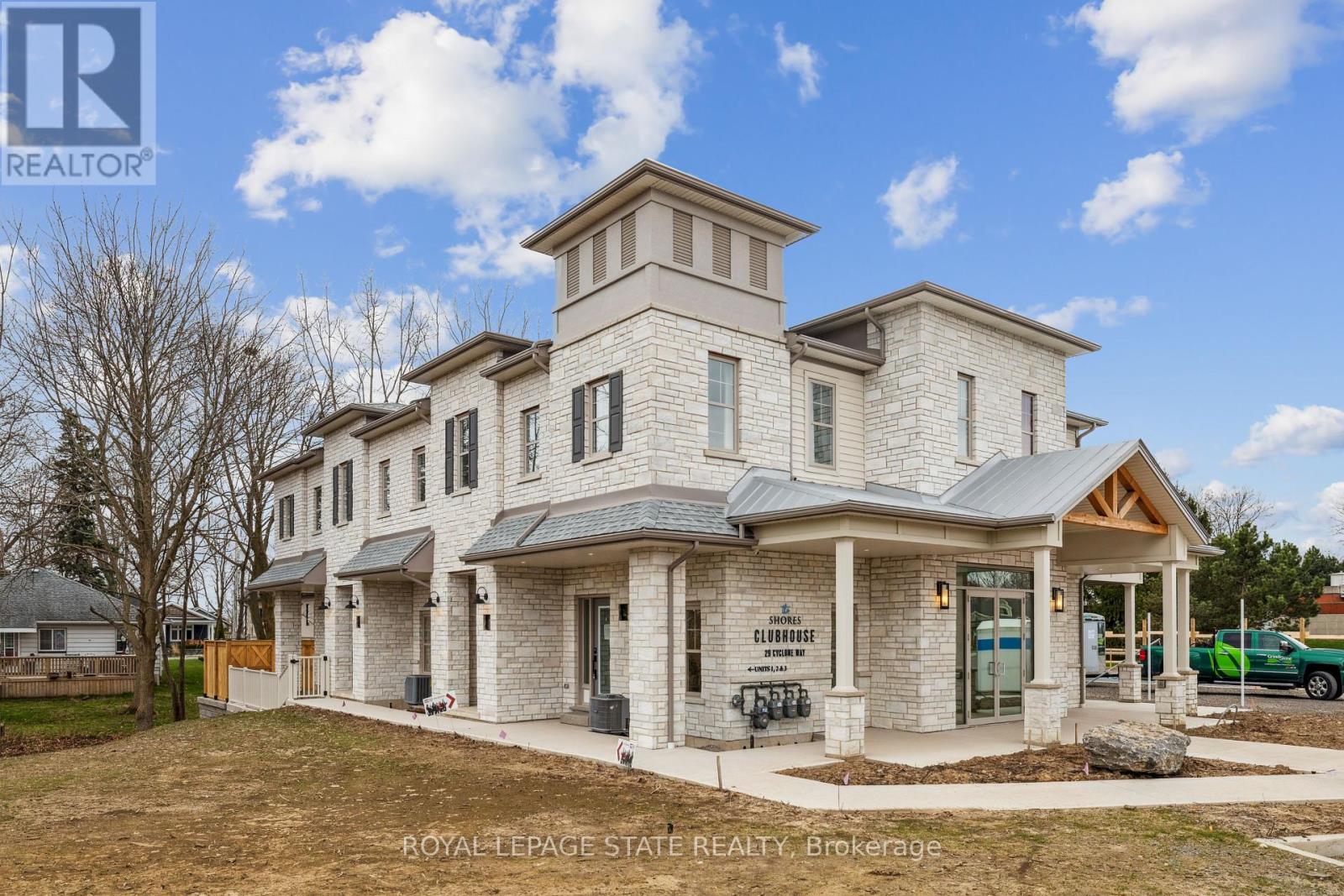 11 Cyclone Way, Fort Erie, Ontario  L0S 1B0 - Photo 43 - X12202232