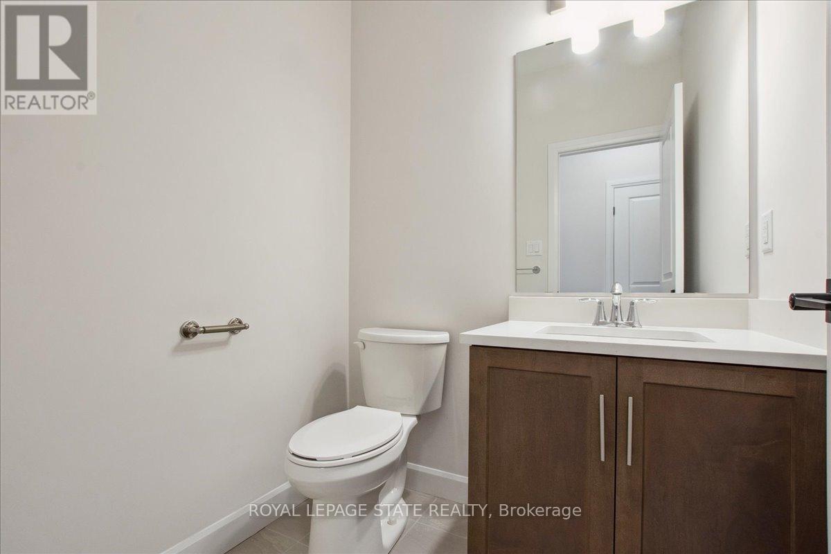 11 Cyclone Way, Fort Erie, Ontario  L0S 1B0 - Photo 6 - X12202232