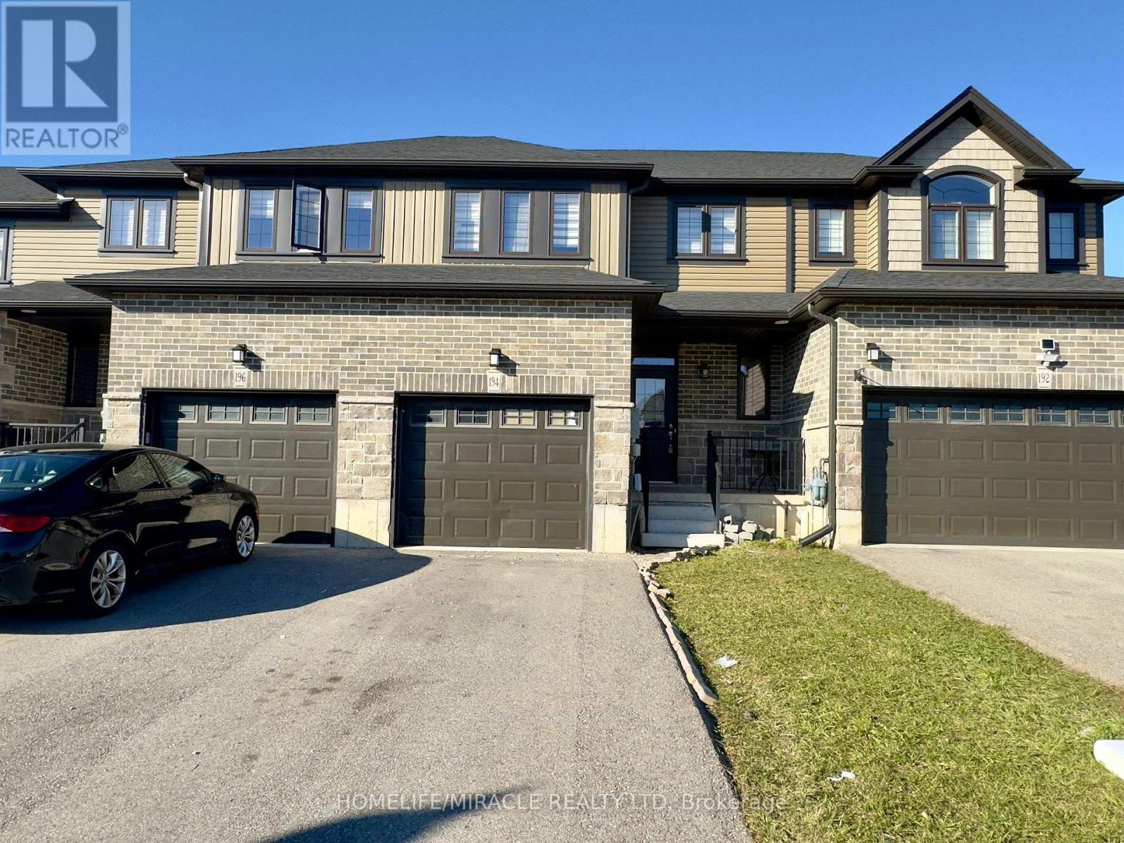 194 Links Crescent, Woodstock, Ontario  N4T 0L9 - Photo 1 - X12202292