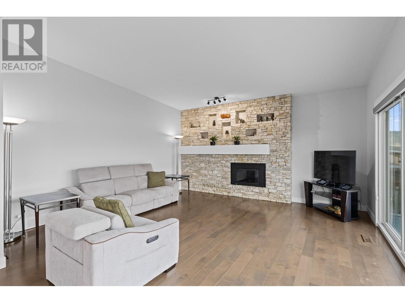 6177 Wilson Road, Peachland, British Columbia  V0H 1X7 - Photo 16 - 10350801