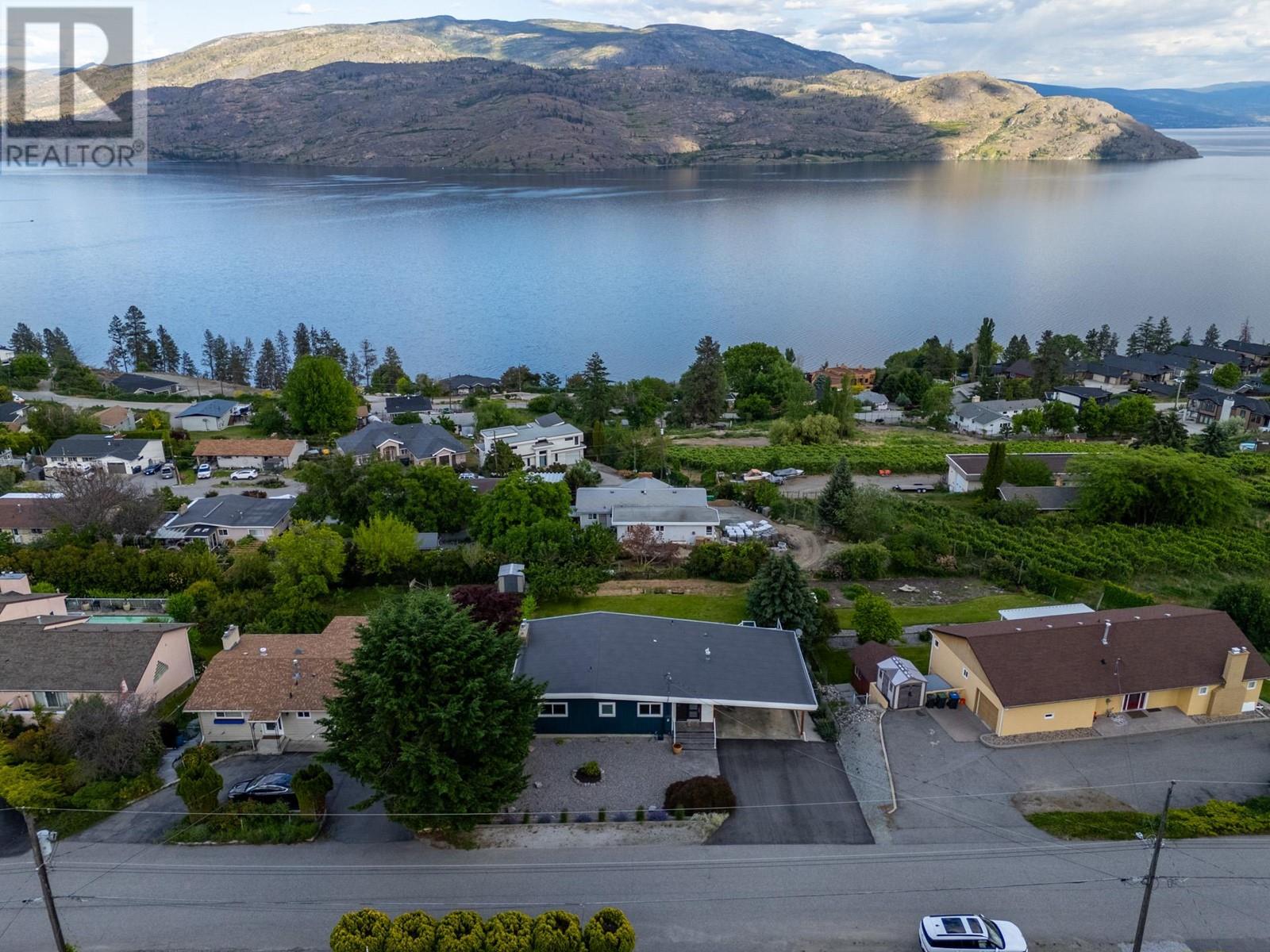 6177 Wilson Road, Peachland, British Columbia  V0H 1X7 - Photo 5 - 10350801