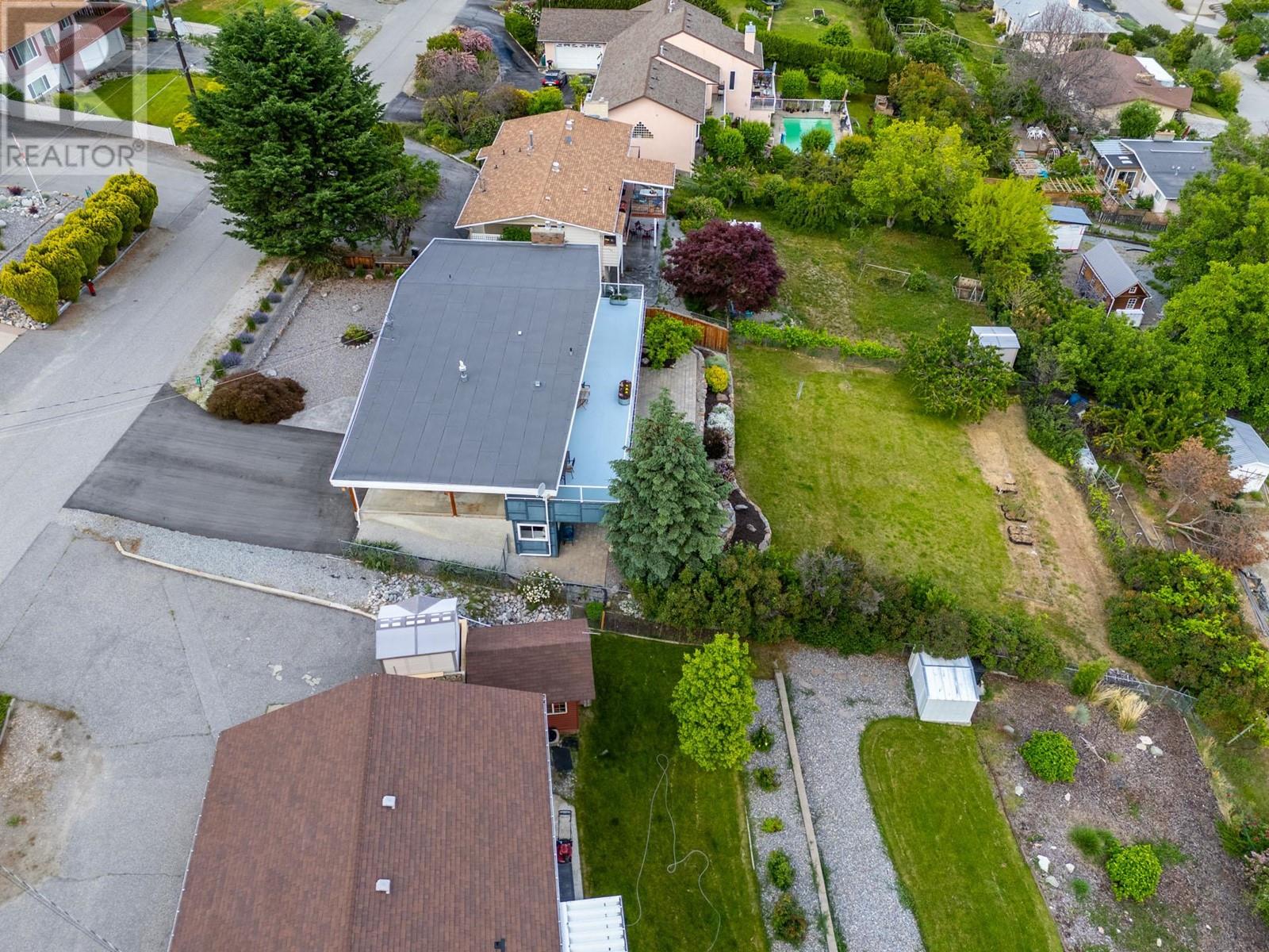 6177 Wilson Road, Peachland, British Columbia  V0H 1X7 - Photo 51 - 10350801