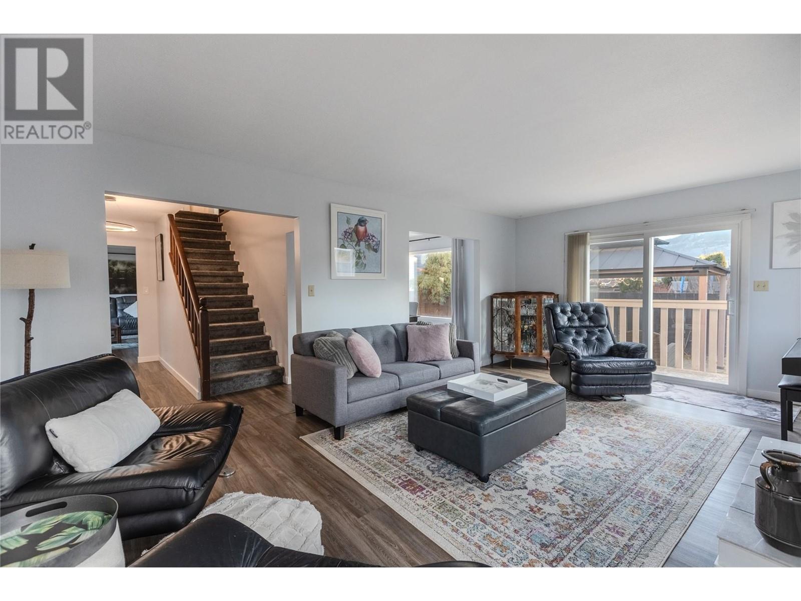 Property at 1515 LETHBRIDGE Avenue image 5
