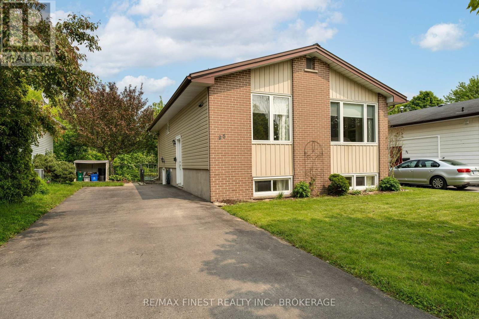 95 CALDERWOOD DRIVE, kingston (central city west), Ontario
