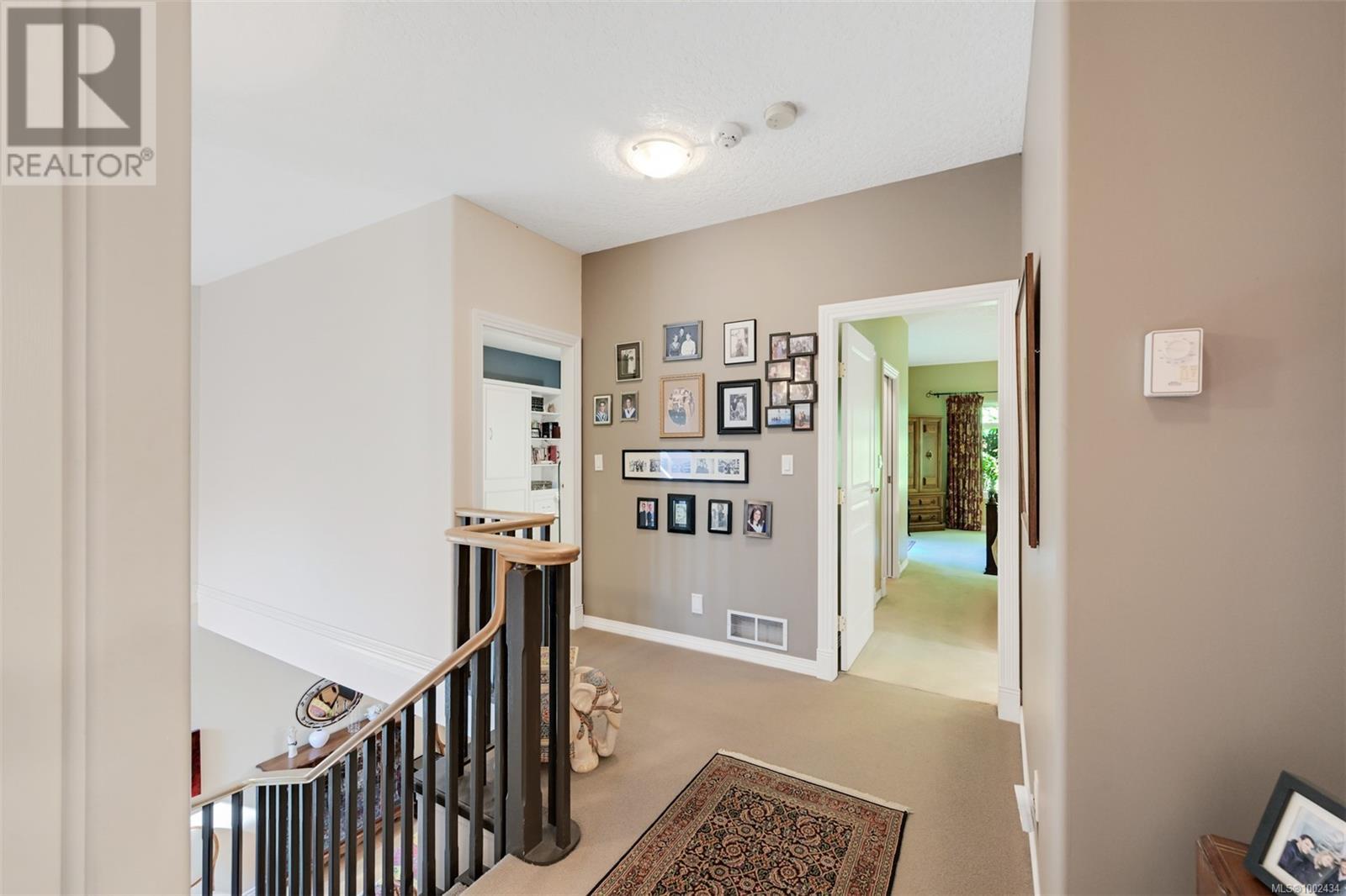 Property at 4 4522 Gordon Point Rd image 5