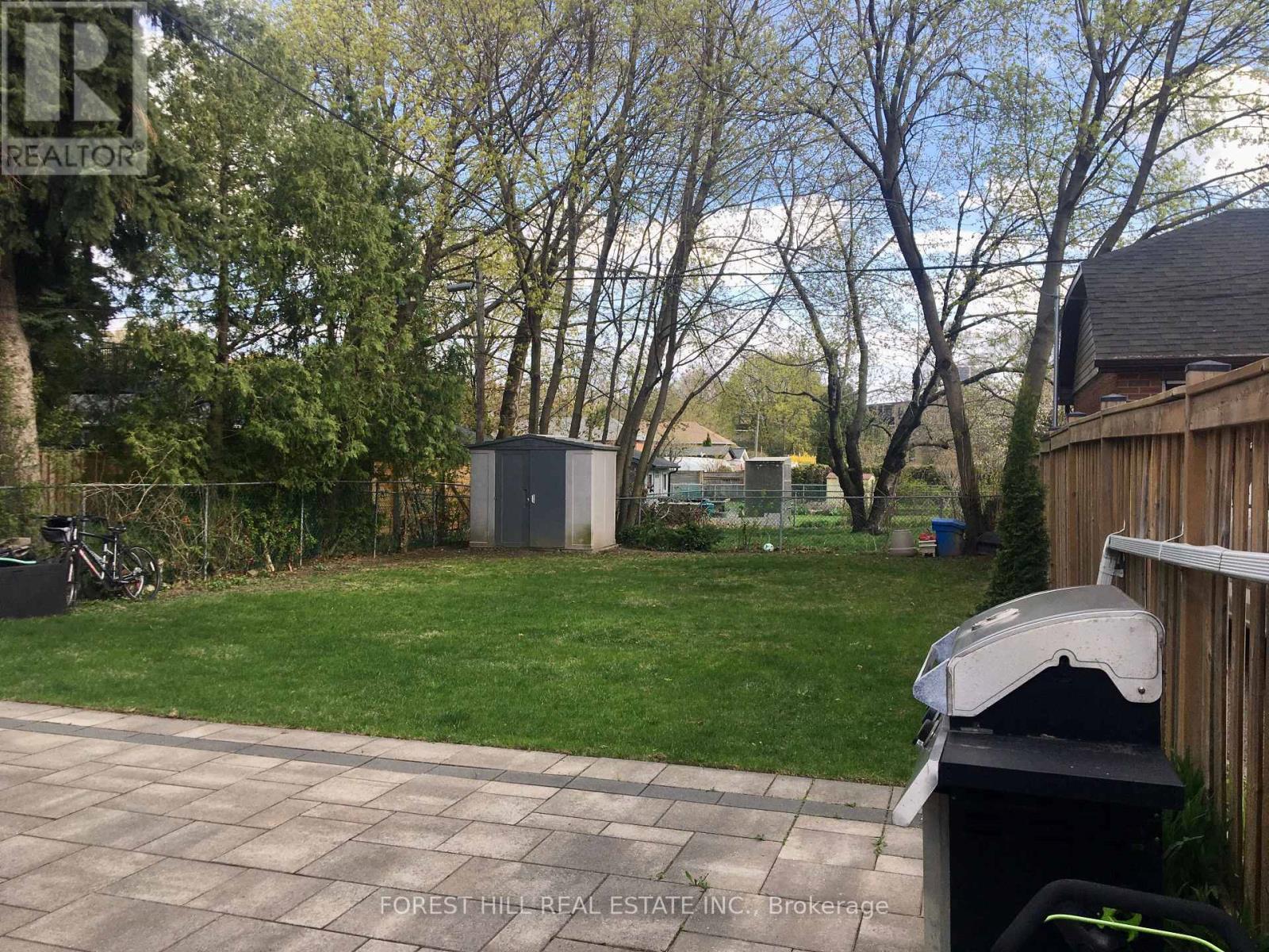 2791 St Clair Avenue E, Toronto, Ontario  M4B 1N1 - Photo 15 - E12193805