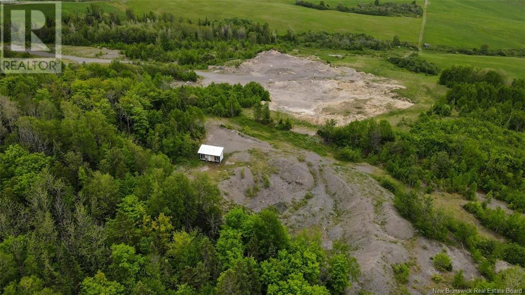 166 Levasseur Road, Saint-Joseph-De-Madawaska, New Brunswick  E7B 2N4 - Photo 16 - NB114384