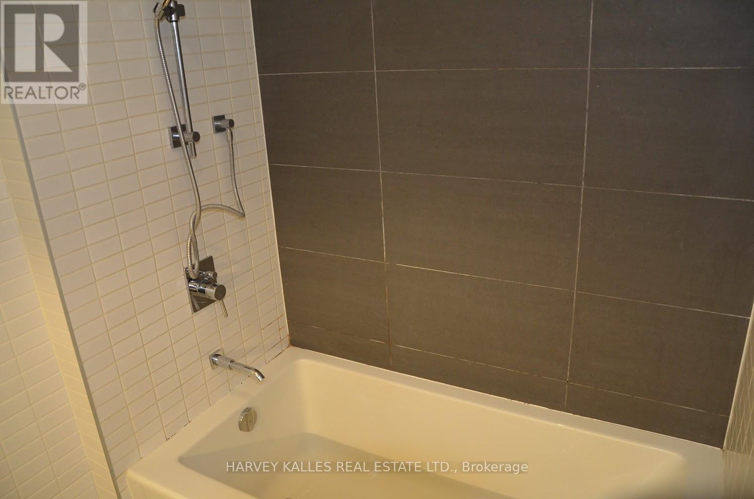 526 - 47 Lower River Street, Toronto, Ontario  M5A 0G1 - Photo 5 - C12202380