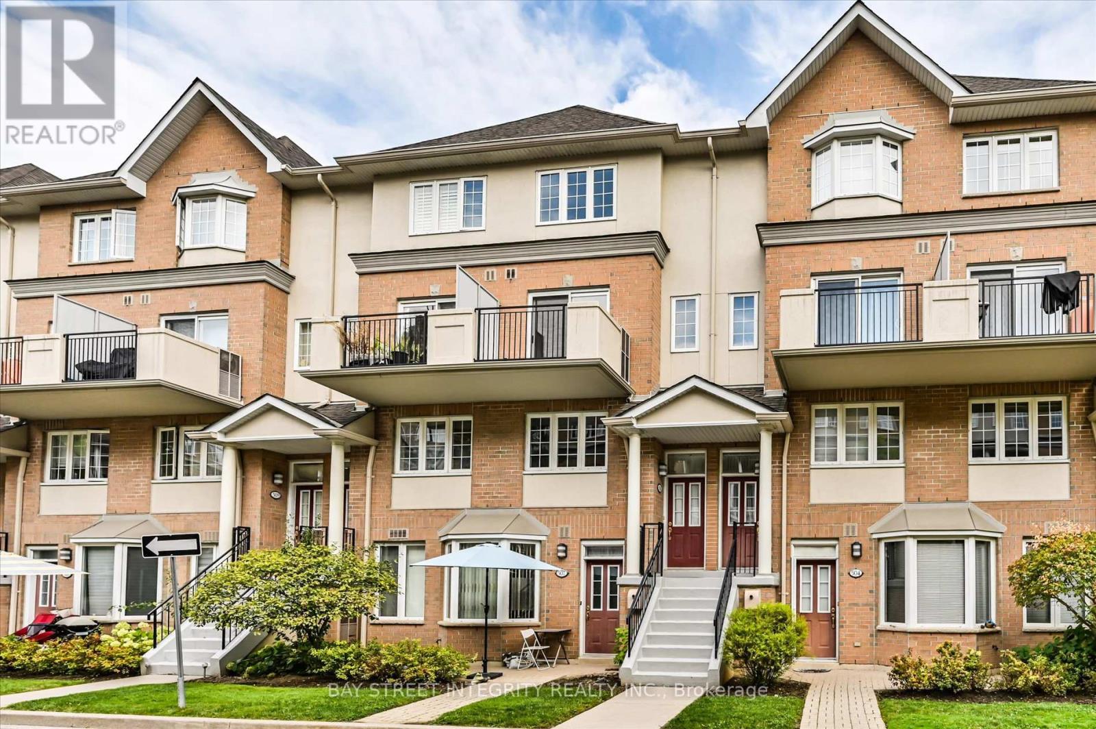 506 Grandview Way, Toronto, Ontario  M2N 6V4 - Photo 2 - C12202381