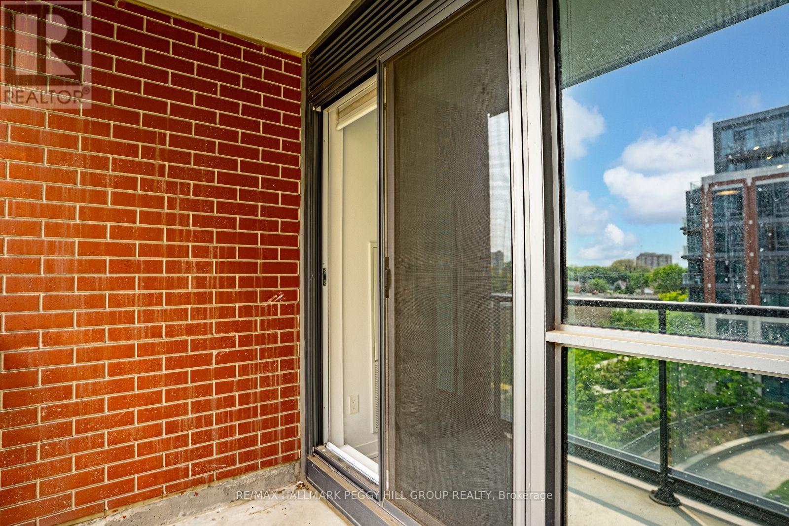 460 - 31 Tippett Road, Toronto, Ontario  M3H 0C8 - Photo 10 - C12202452