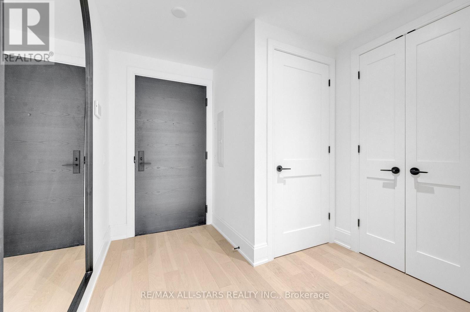 201 - 355 Bedford Park Avenue, Toronto, Ontario  M5M 0A5 - Photo 10 - C12202461