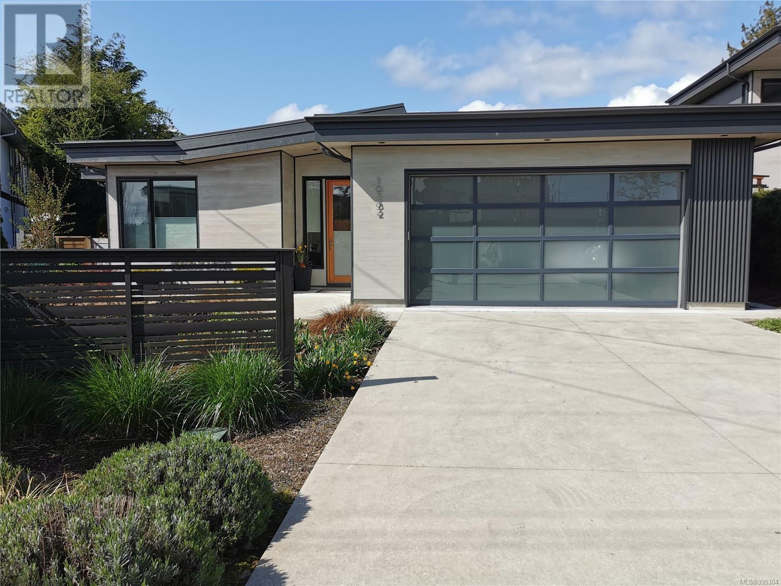 Property at 10382 Allbay Rd image 1