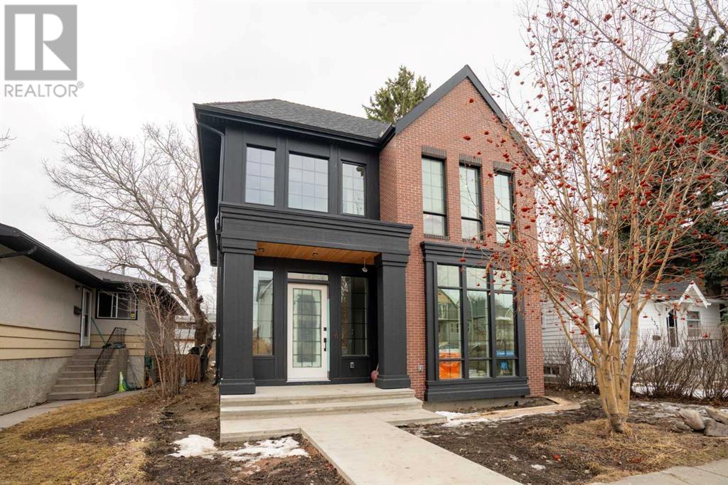 Property at 433 19 Avenue NW image 2
