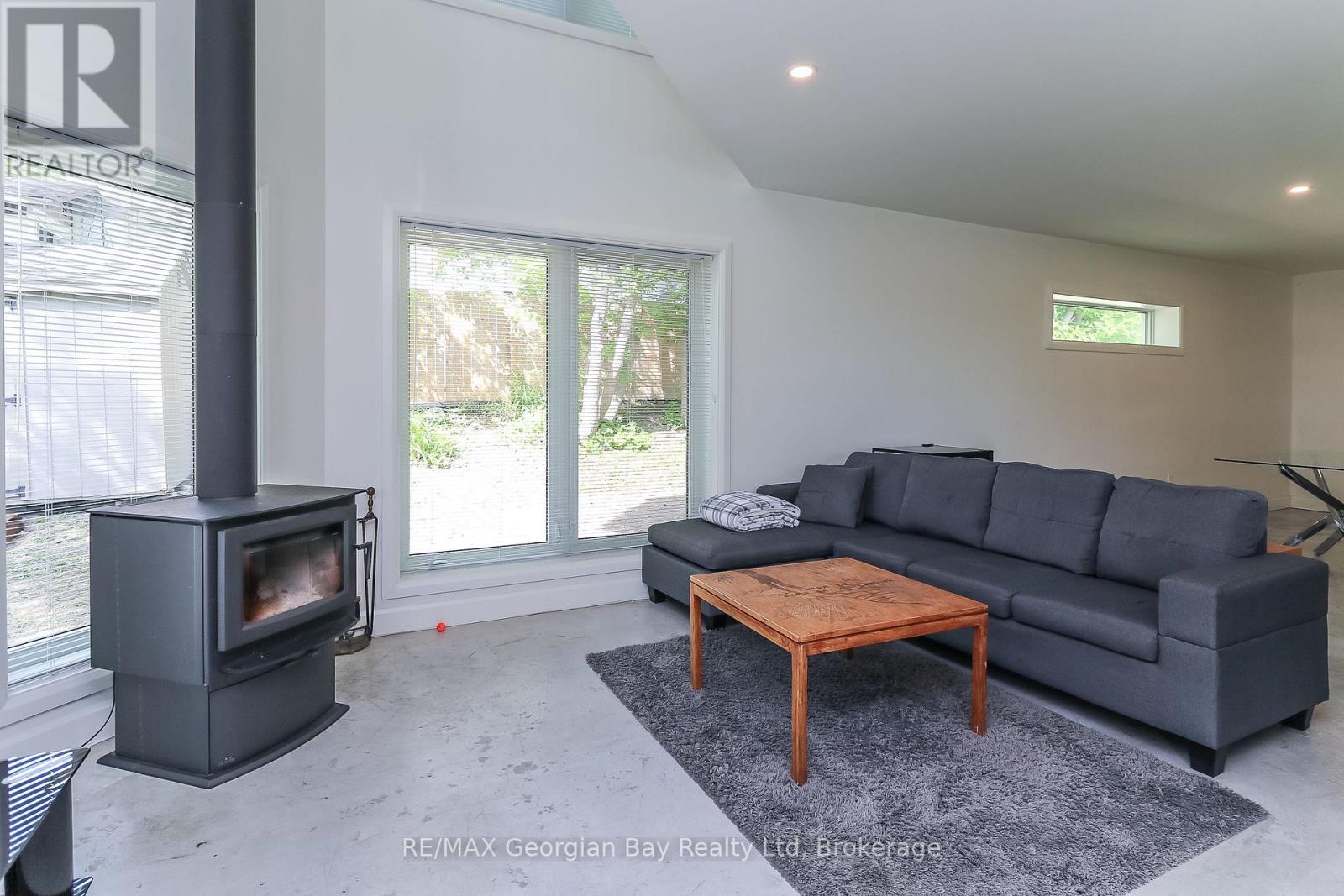 415 Talbot Street, Tay, Ontario  L0K 1R0 - Photo 15 - S12198367