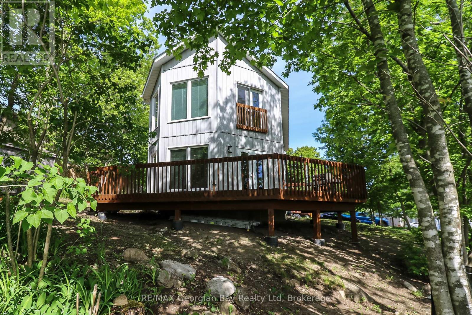 415 TALBOT STREET, Tay, Ontario