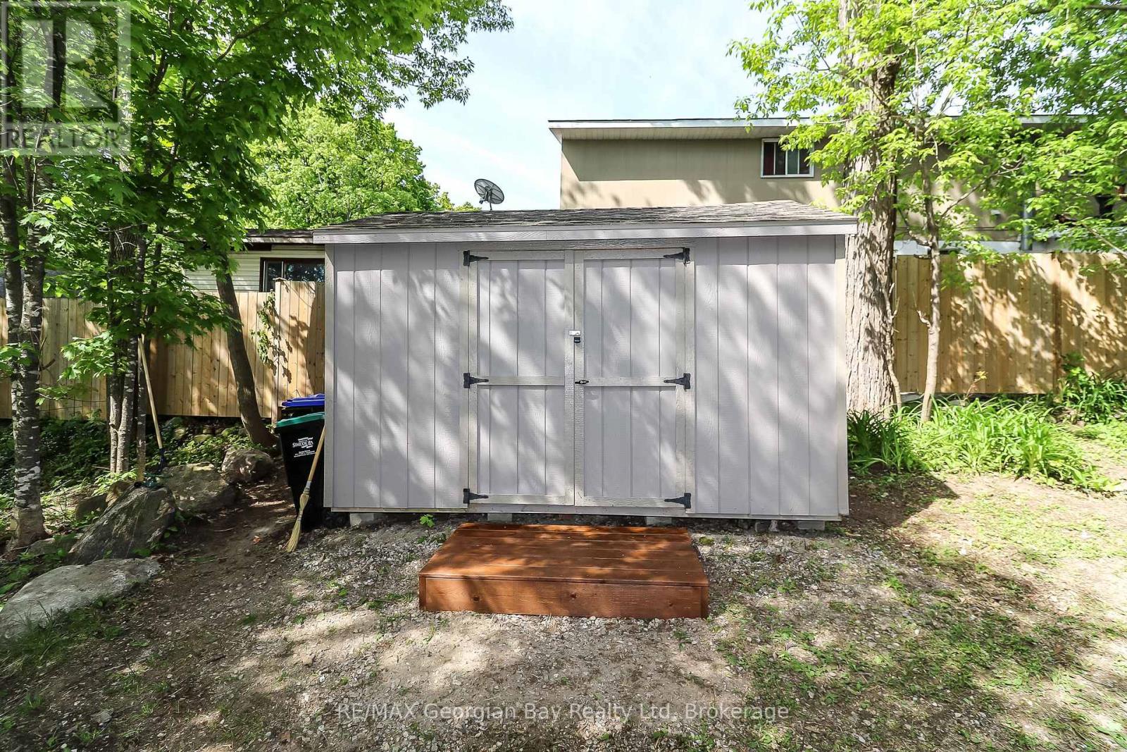 415 Talbot Street, Tay, Ontario  L0K 1R0 - Photo 31 - S12198367