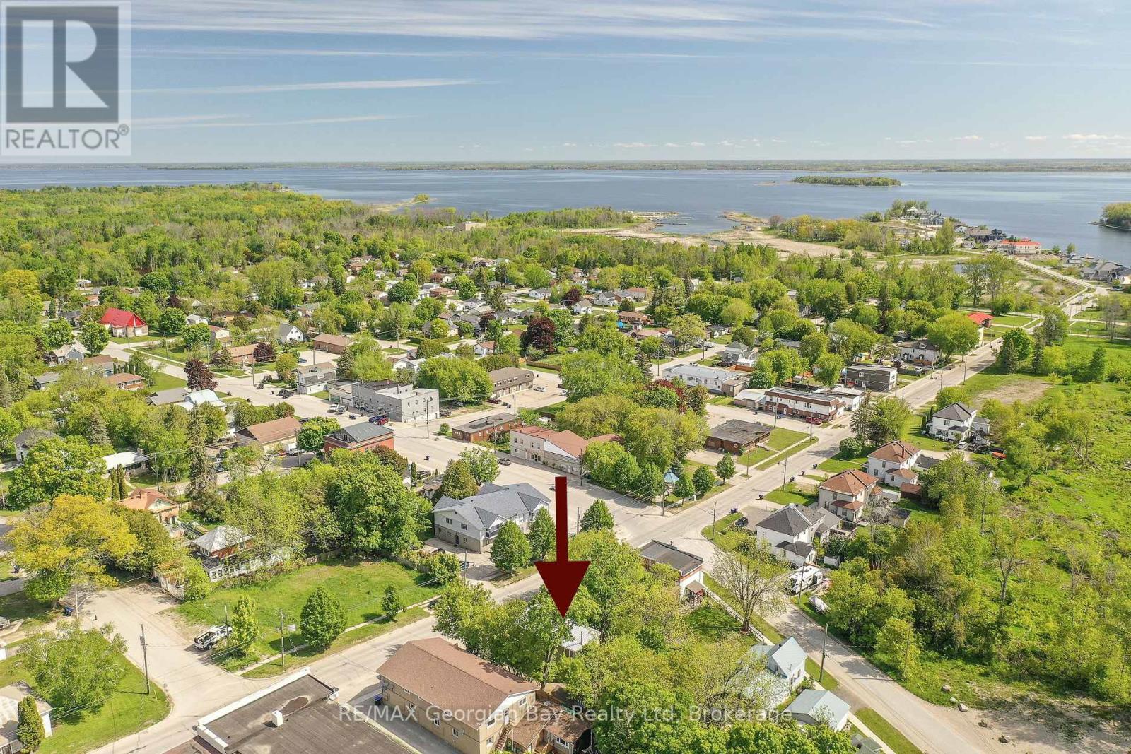 415 Talbot Street, Tay, Ontario  L0K 1R0 - Photo 4 - S12198367