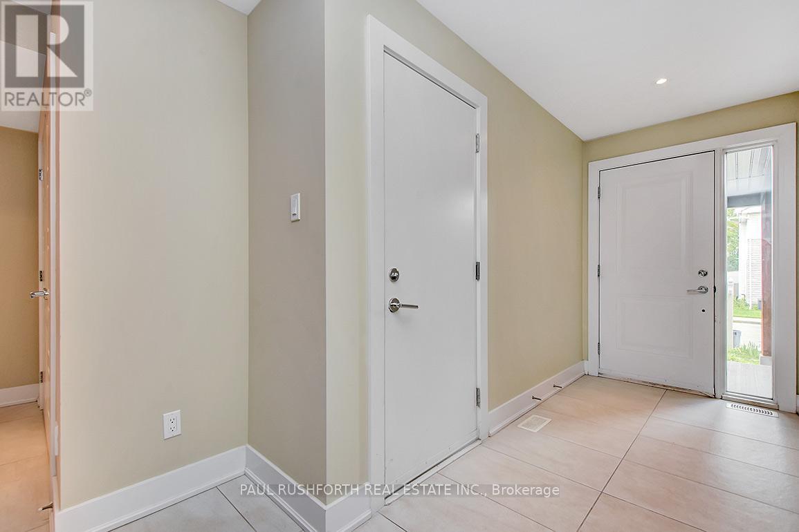 41 Commanda Way, Ottawa, Ontario  K1M 1G1 - Photo 3 - X12202517