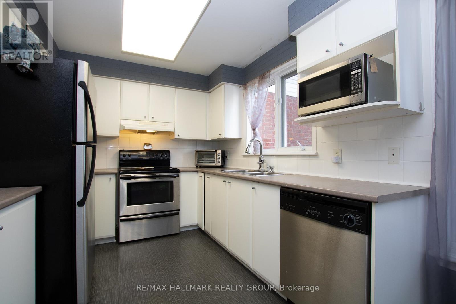 1683 Blohm Drive, Ottawa, Ontario  K1G 6N7 - Photo 8 - X12202578