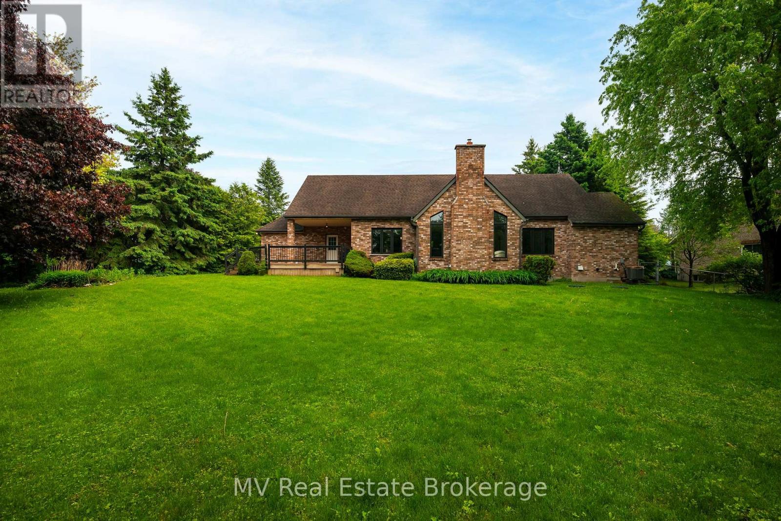 5 Amalia Crescent, Centre Wellington, Ontario  N0B 1J0 - Photo 43 - X12116467