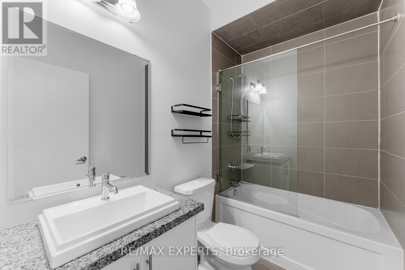 172 Sydney Circle, Vaughan, Ontario  L4H 4R2 - Photo 29 - N12202341