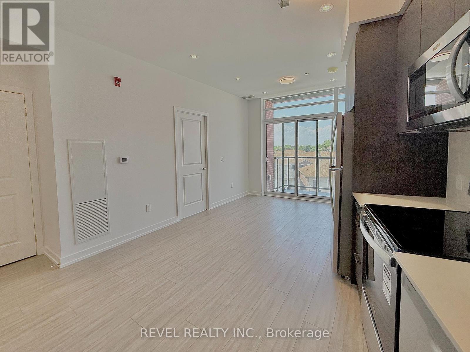 523 - 1010 Dundas Street E, Whitby (Blue Grass Meadows), Ontario  L1N 0L6 - Photo 5 - E12202350