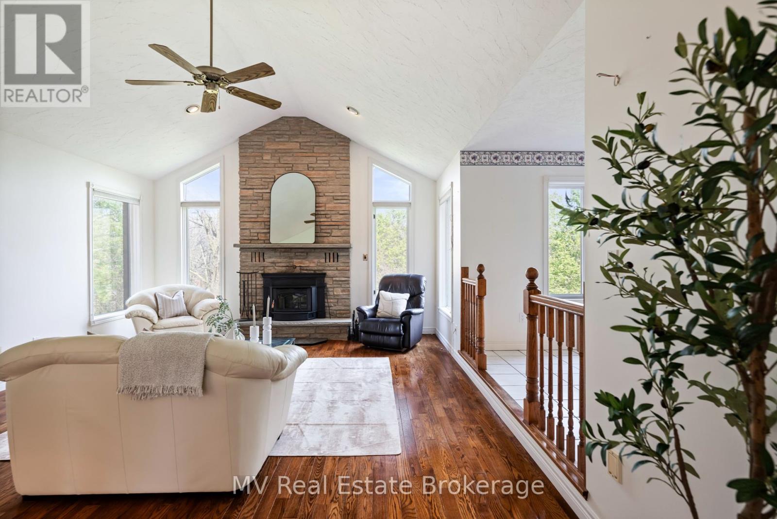 5 Amalia Crescent, Centre Wellington, Ontario  N0B 1J0 - Photo 8 - X12116467