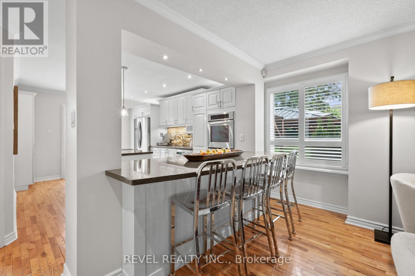 2 Patterson Crescent, Ajax, Ontario  L1S 6R1 - Photo 11 - E12202389