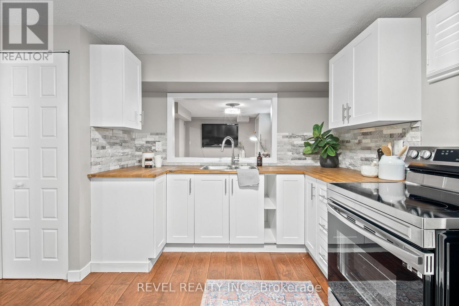 2 Patterson Crescent, Ajax, Ontario  L1S 6R1 - Photo 35 - E12202389