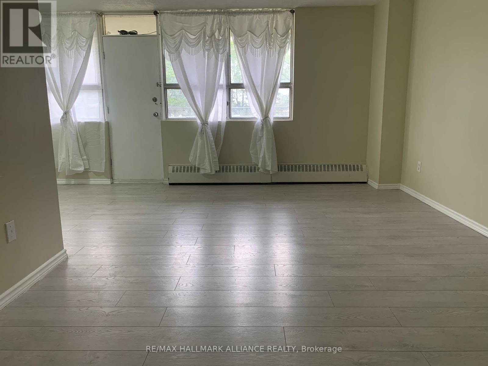 108 - 1950 Kennedy Road, Toronto (Dorset Park), Ontario  M1P 4S9 - Photo 6 - E12202443