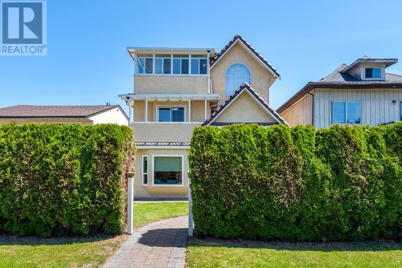 4110 PENTICTON STREET, vancouver, British Columbia