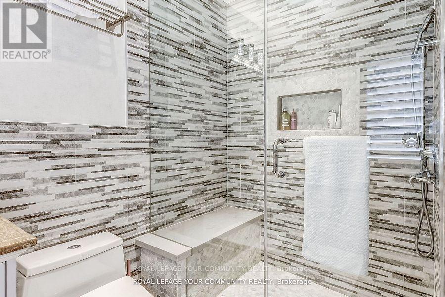 1256 Mineola Gardens, Mississauga, Ontario  L5G 3Y3 - Photo 22 - W12197024