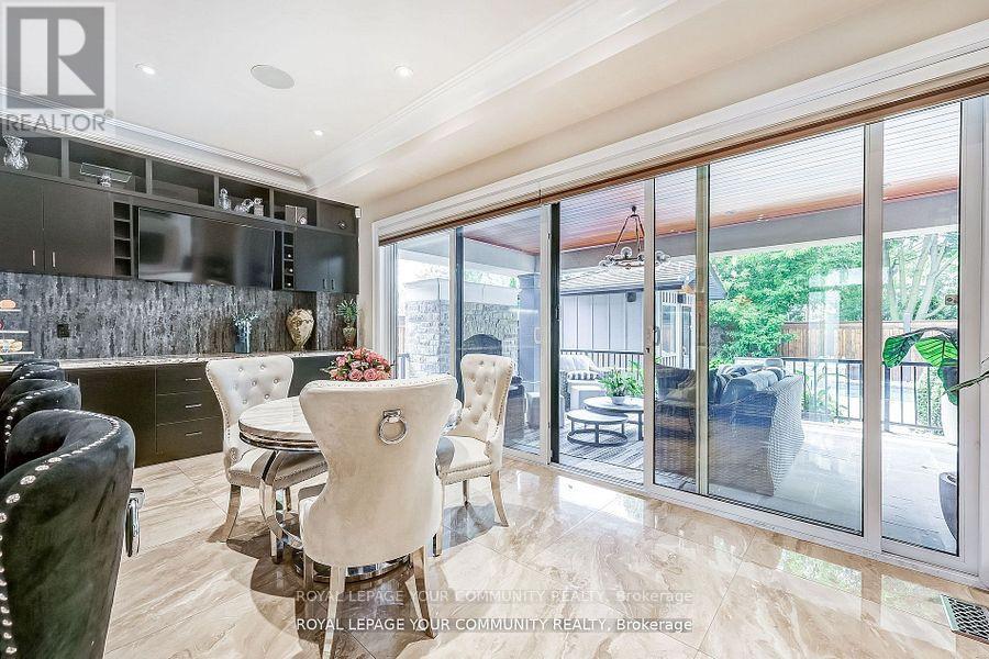 Property at 1256 MINEOLA GARDENS image 5