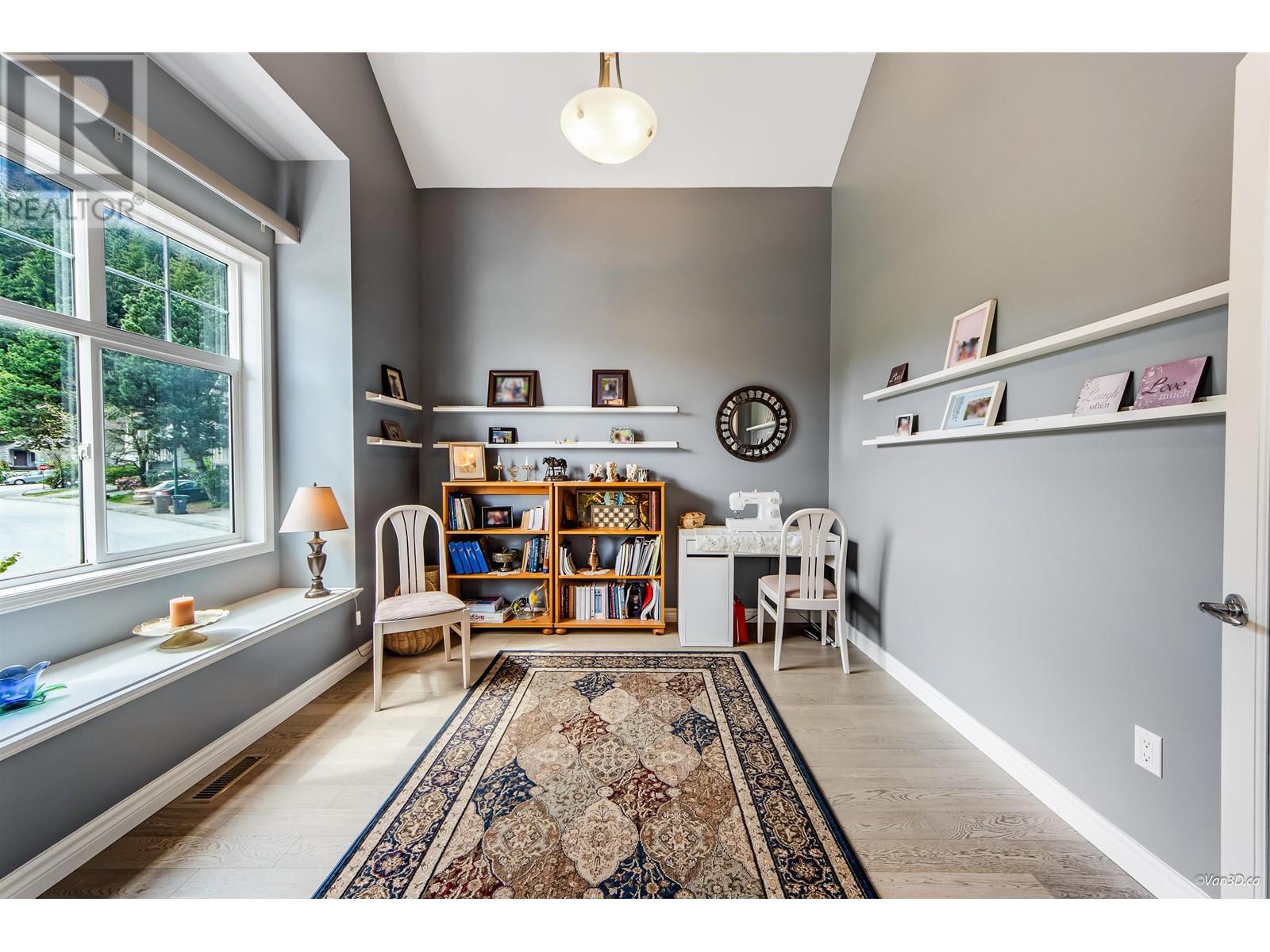 1701 Arbutus Place, Coquitlam, British Columbia  V3E 3K2 - Photo 9 - R3012238