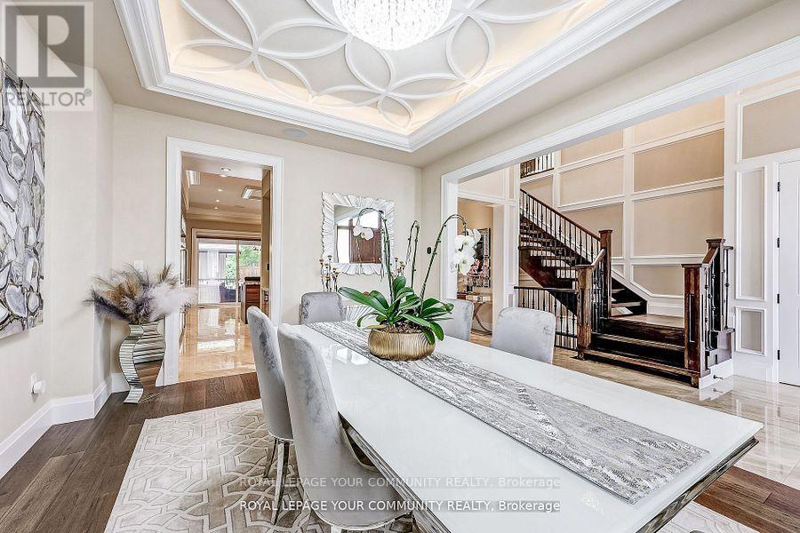 Property at 1256 MINEOLA GARDENS image 2