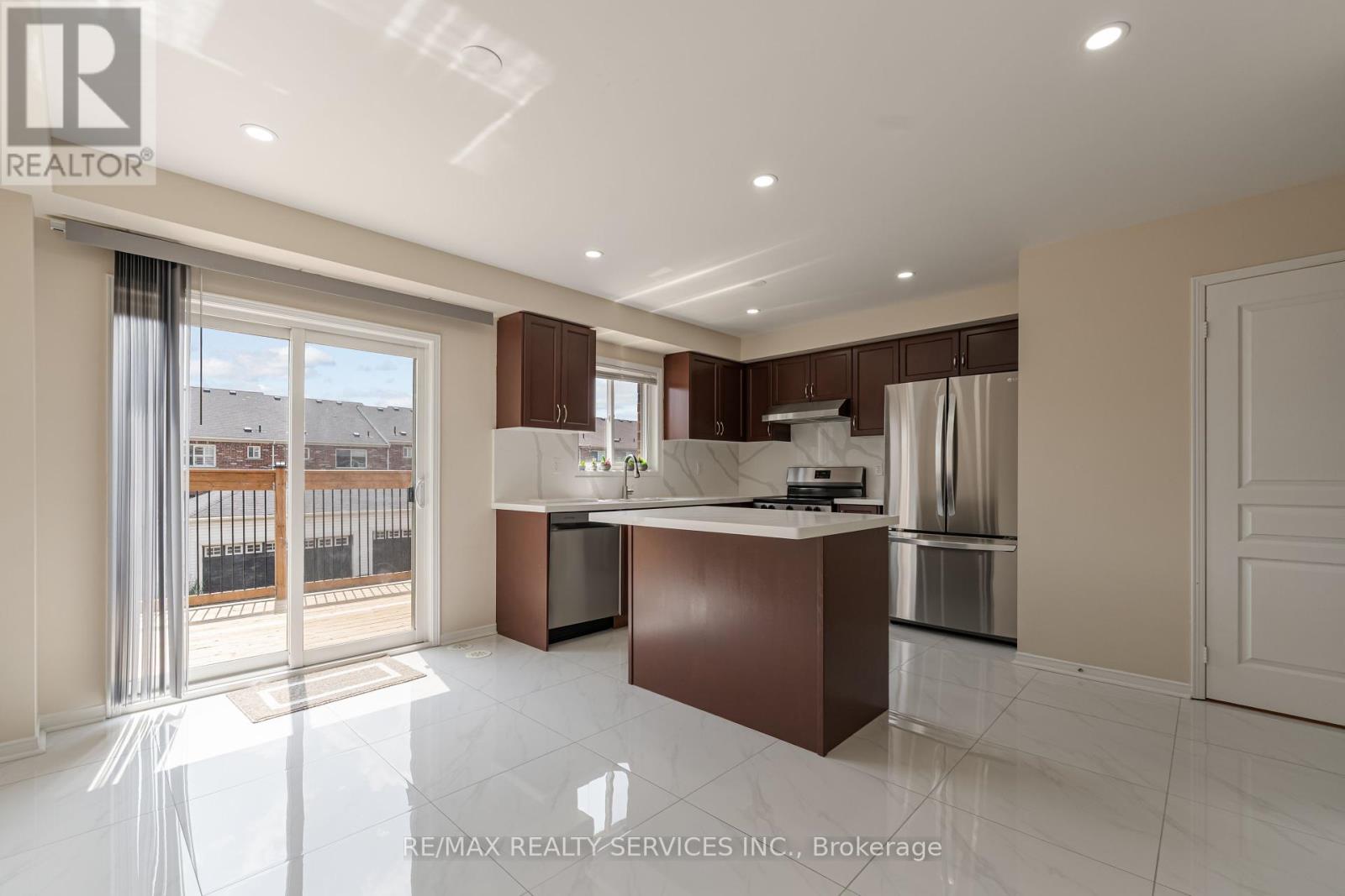 2187 Fiddlers Way, Oakville, Ontario  L6M 0L6 - Photo 6 - W12201557