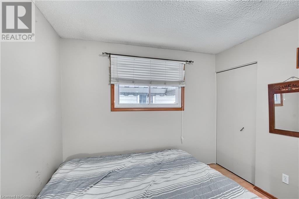 419 Queen Victoria Drive, Hamilton, Ontario  L8W 1G7 - Photo 14 - 40738350