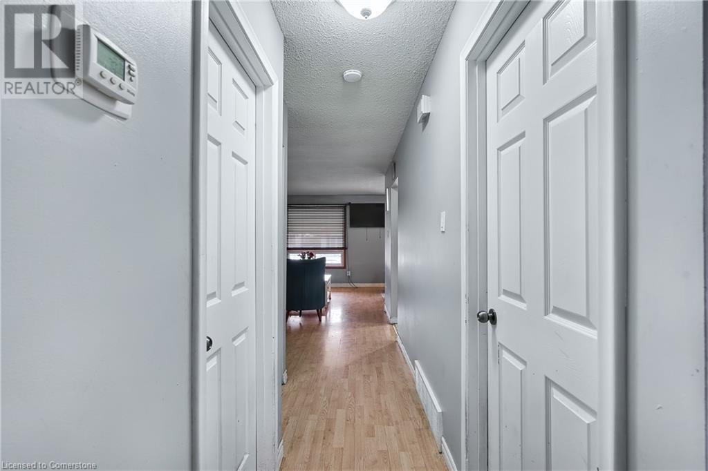 419 Queen Victoria Drive, Hamilton, Ontario  L8W 1G7 - Photo 18 - 40738350