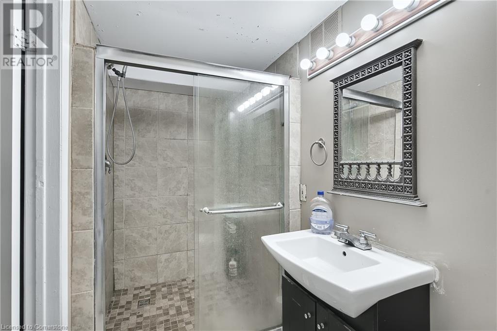 419 Queen Victoria Drive, Hamilton, Ontario  L8W 1G7 - Photo 28 - 40738350