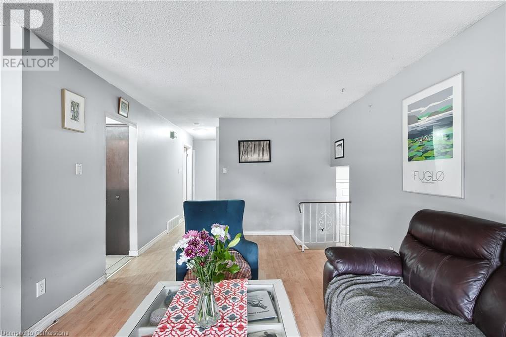 419 Queen Victoria Drive, Hamilton, Ontario  L8W 1G7 - Photo 5 - 40738350