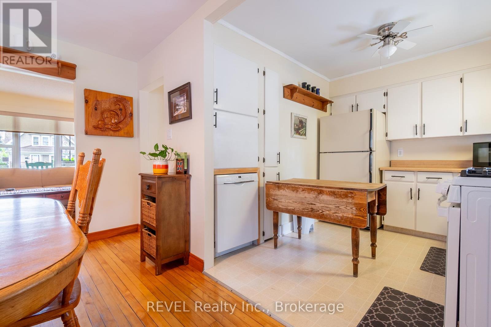 298 Stanley Street, Port Colborne, Ontario  L3K 3A2 - Photo 15 - X12202520