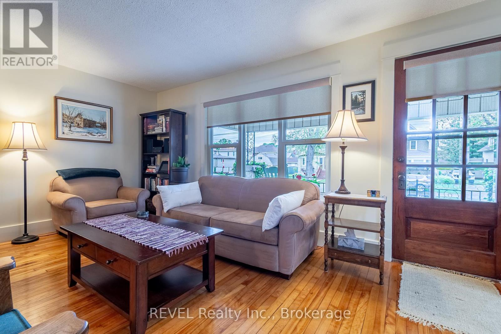 298 Stanley Street, Port Colborne, Ontario  L3K 3A2 - Photo 9 - X12202520