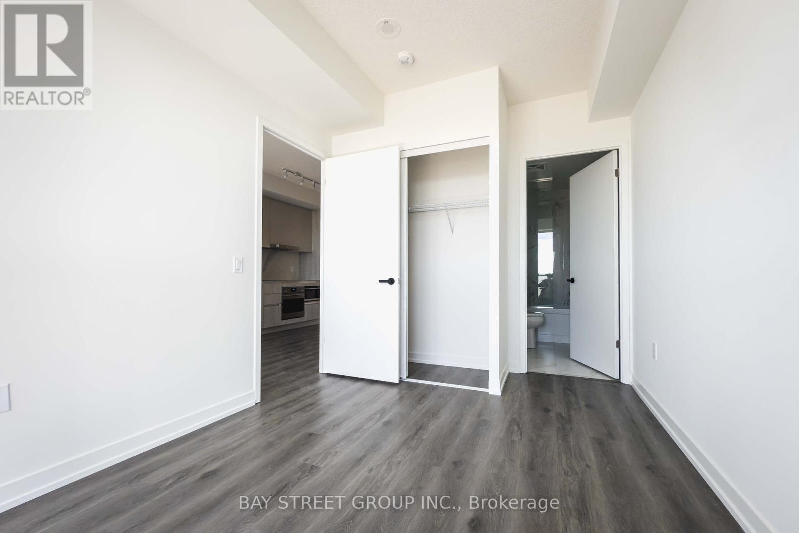 2008 - 225 Commerce Street, Vaughan, Ontario  L4K 0R1 - Photo 14 - N12202473